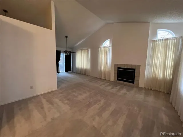 5184 S Liverpool Way Aurora, CO 80015