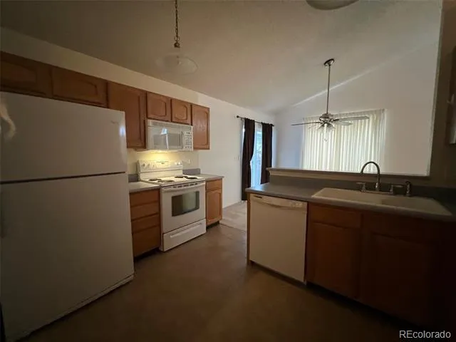 5184 S Liverpool Way Aurora, CO 80015