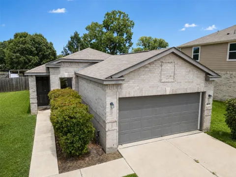 6011 Whitewing Road