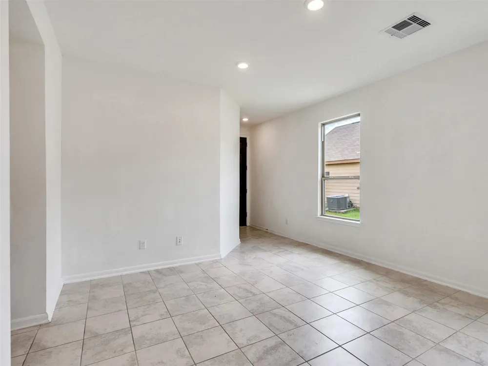 6011 Whitewing Road Rosenberg, TX 77469
