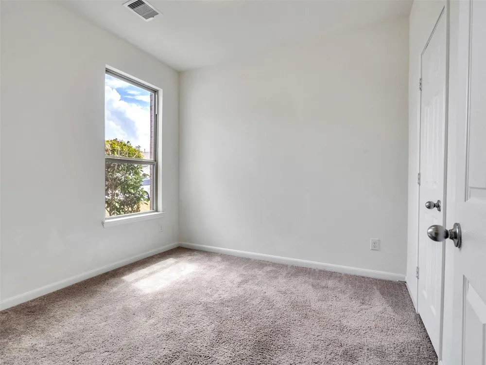 6011 Whitewing Road Rosenberg, TX 77469