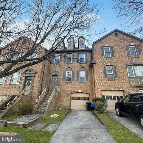 7338 MALLORY LANE