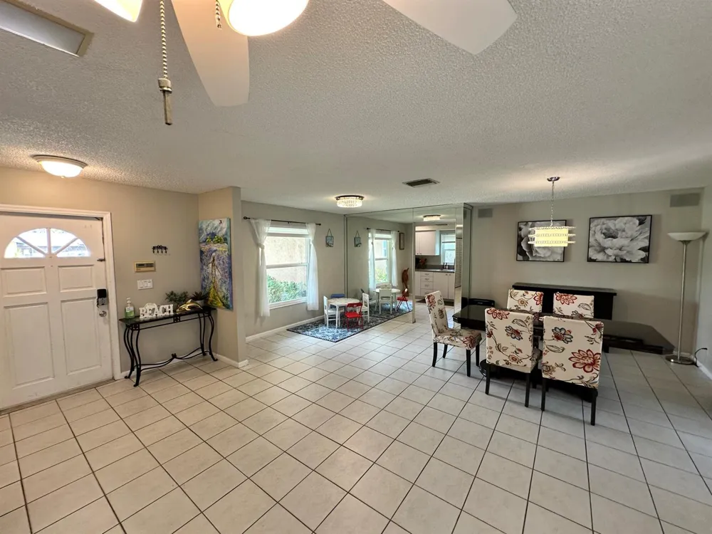 6528 COUNTRY WOOD WAY Delray Beach, FL 33484