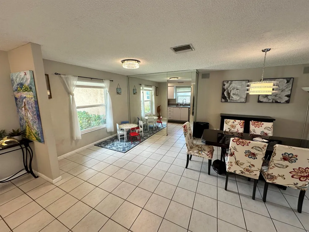 6528 COUNTRY WOOD WAY Delray Beach, FL 33484