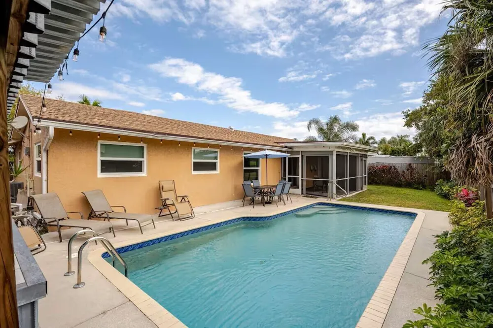 6528 COUNTRY WOOD WAY Delray Beach, FL 33484