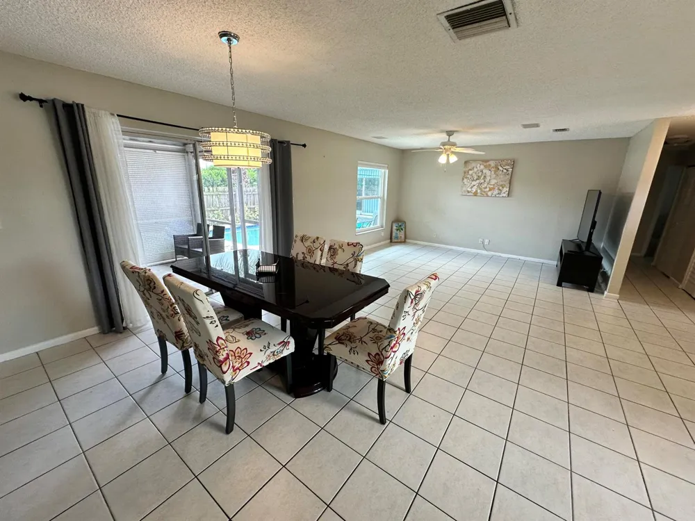 6528 COUNTRY WOOD WAY Delray Beach, FL 33484