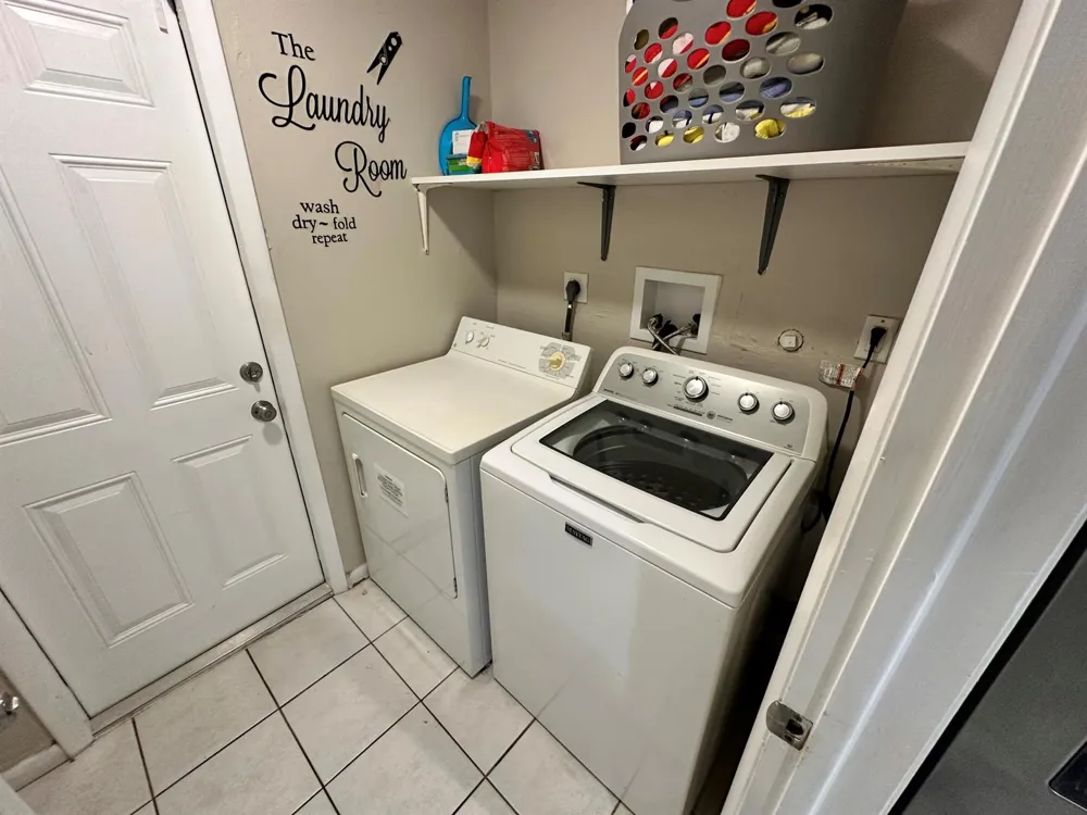 6528 COUNTRY WOOD WAY Delray Beach, FL 33484