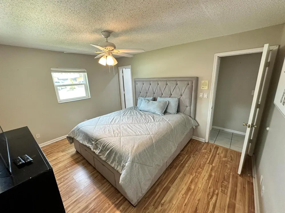 6528 COUNTRY WOOD WAY Delray Beach, FL 33484