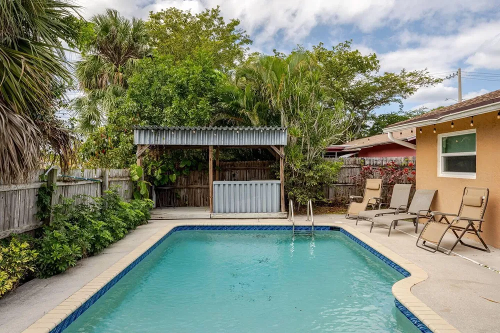 6528 COUNTRY WOOD WAY Delray Beach, FL 33484