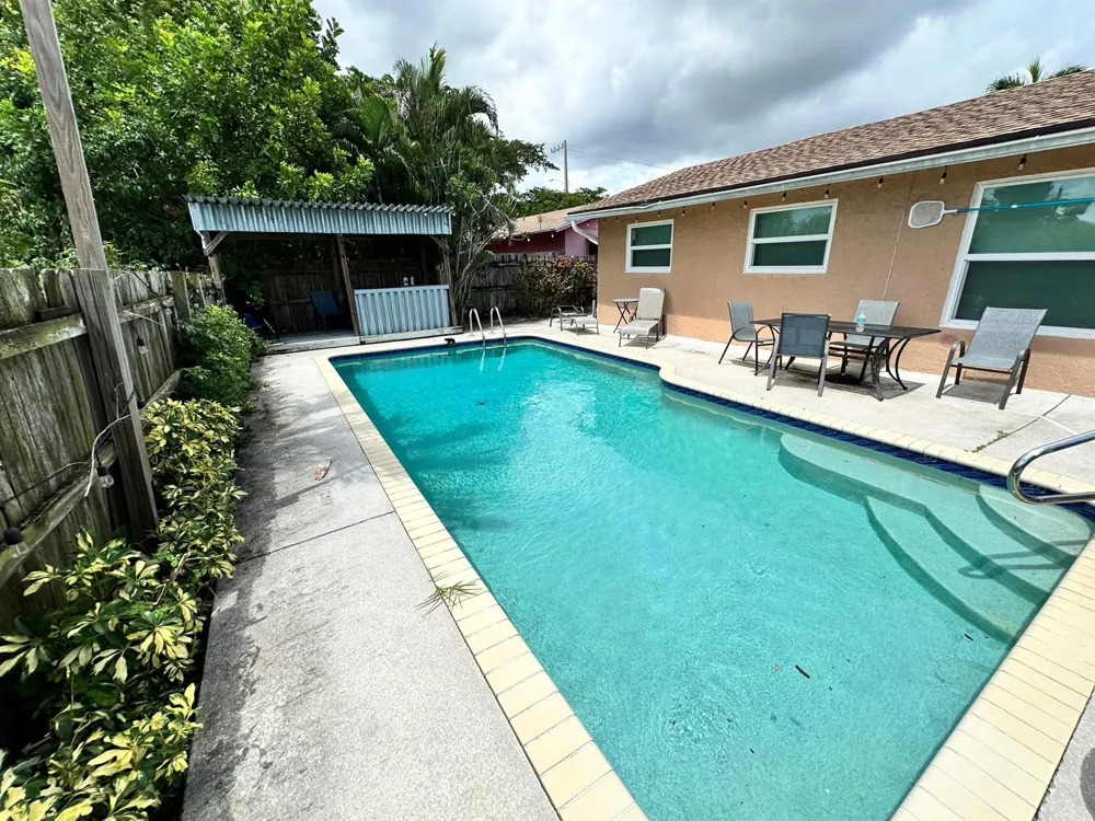 6528 COUNTRY WOOD WAY Delray Beach, FL 33484