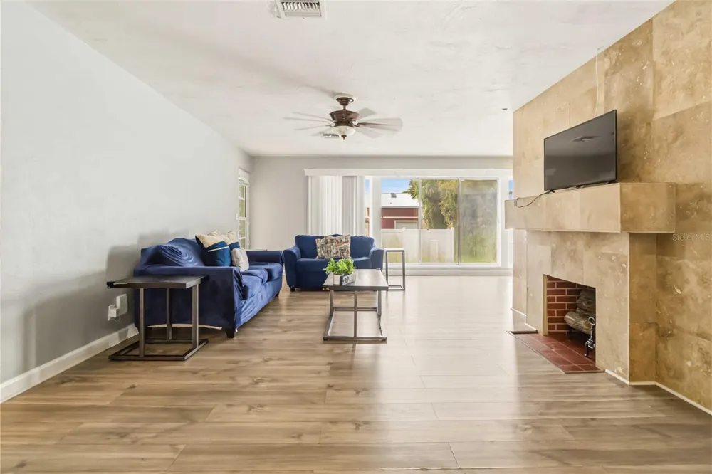 582 REVILO BOULEVARD Daytona Beach, FL 32118