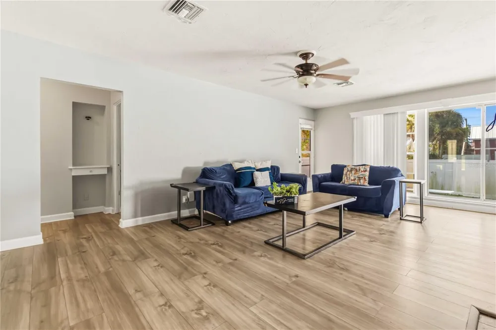 582 REVILO BOULEVARD Daytona Beach, FL 32118