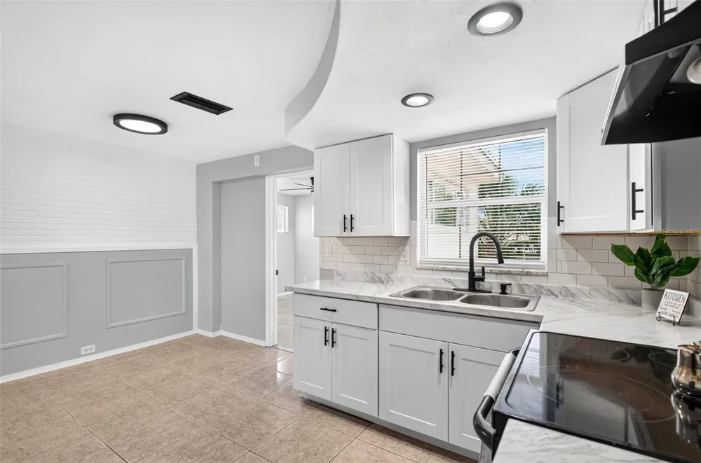 4125 OAKFIELD AVENUE Holiday, FL 34691