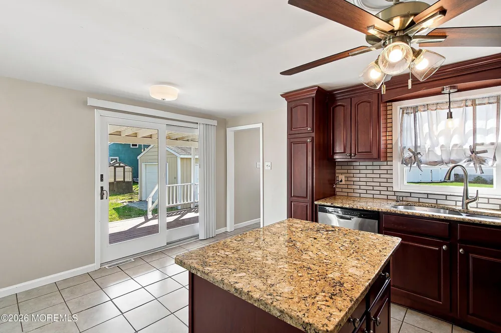 113 Kelly Avenue West Creek, NJ 08092