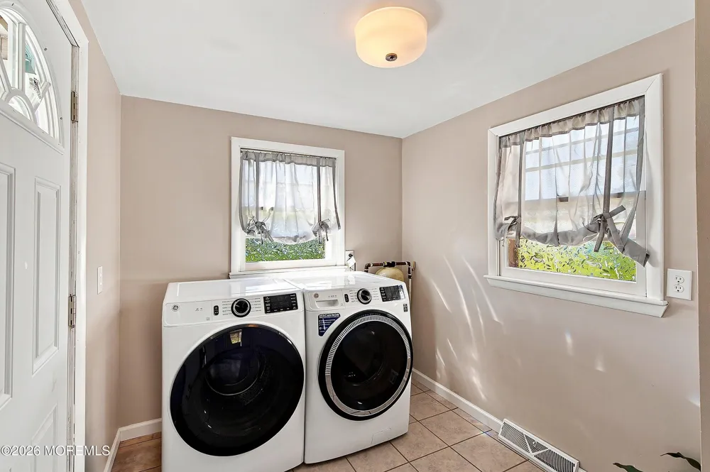 113 Kelly Avenue West Creek, NJ 08092