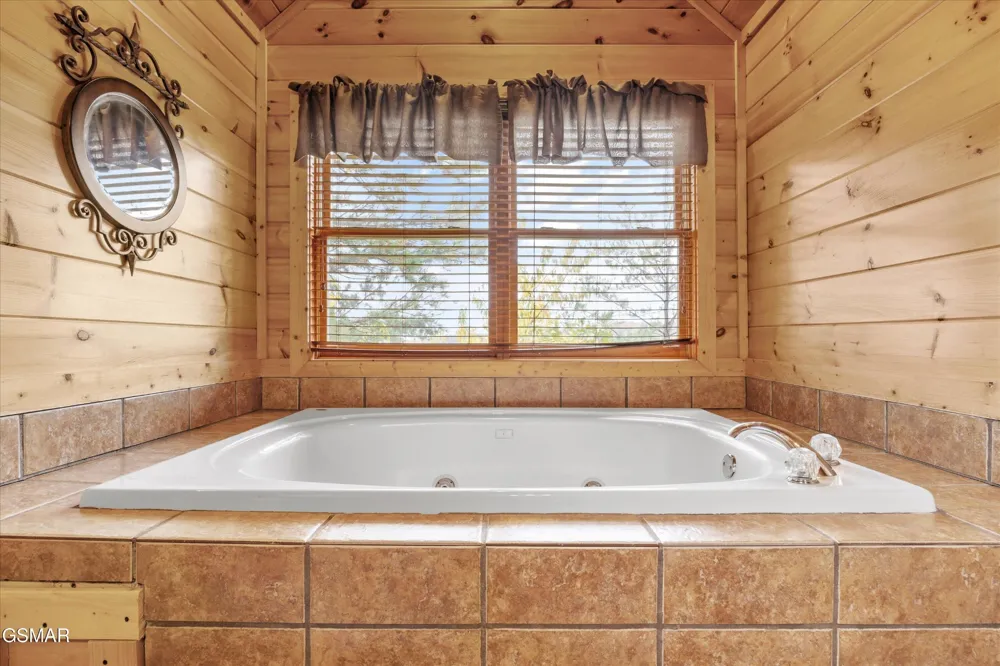 1723 High Rock Way Sevierville, TN 37862