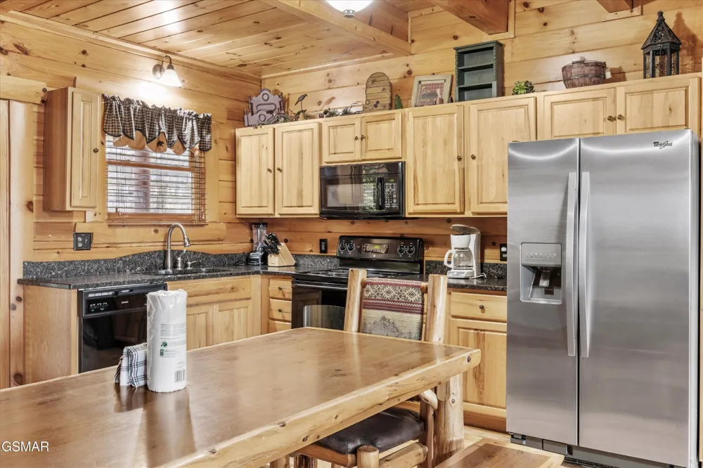 1723 High Rock Way Sevierville, TN 37862