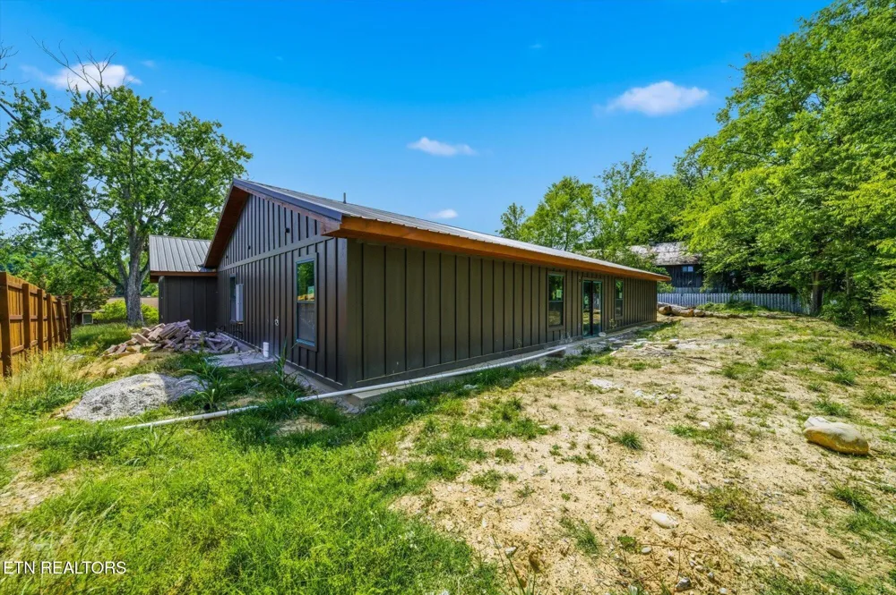 212 Caton Rd Sevierville, TN 37862