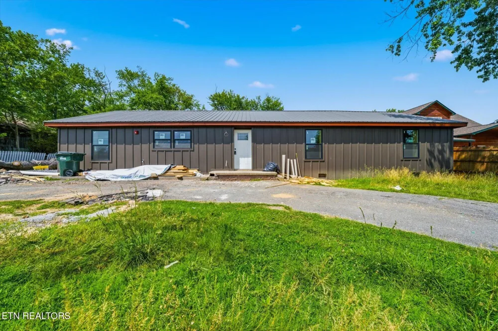 212 Caton Rd Sevierville, TN 37862