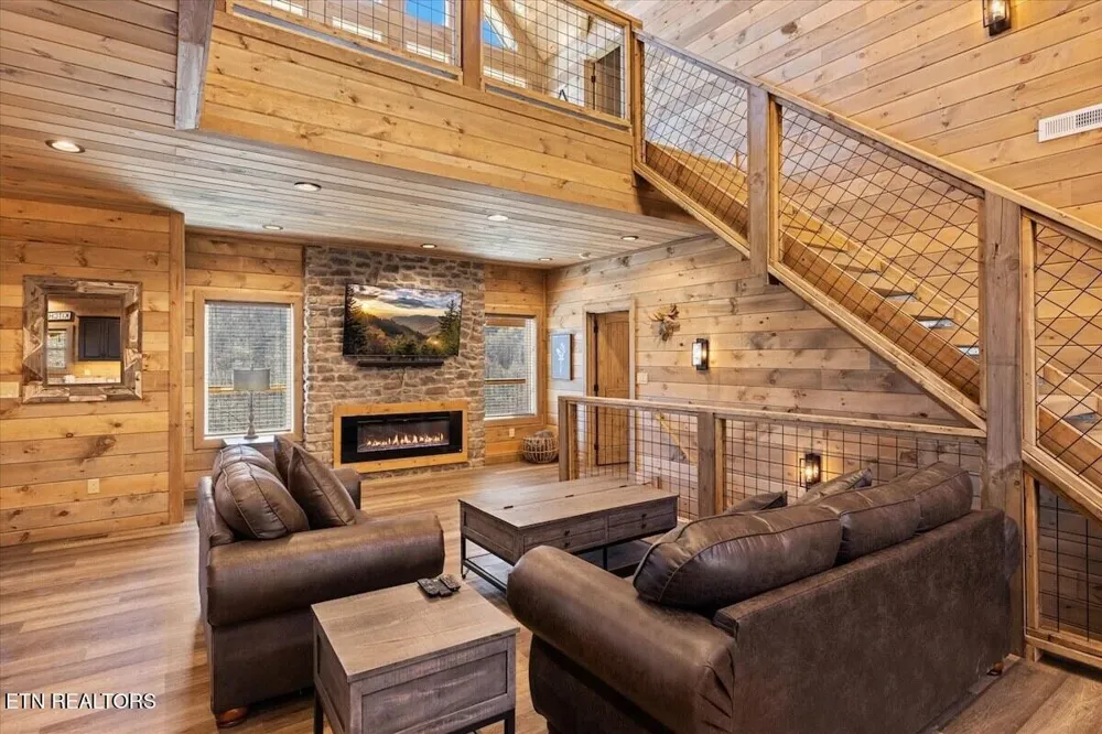 2759 Overholt Tr Sevierville, TN 37862