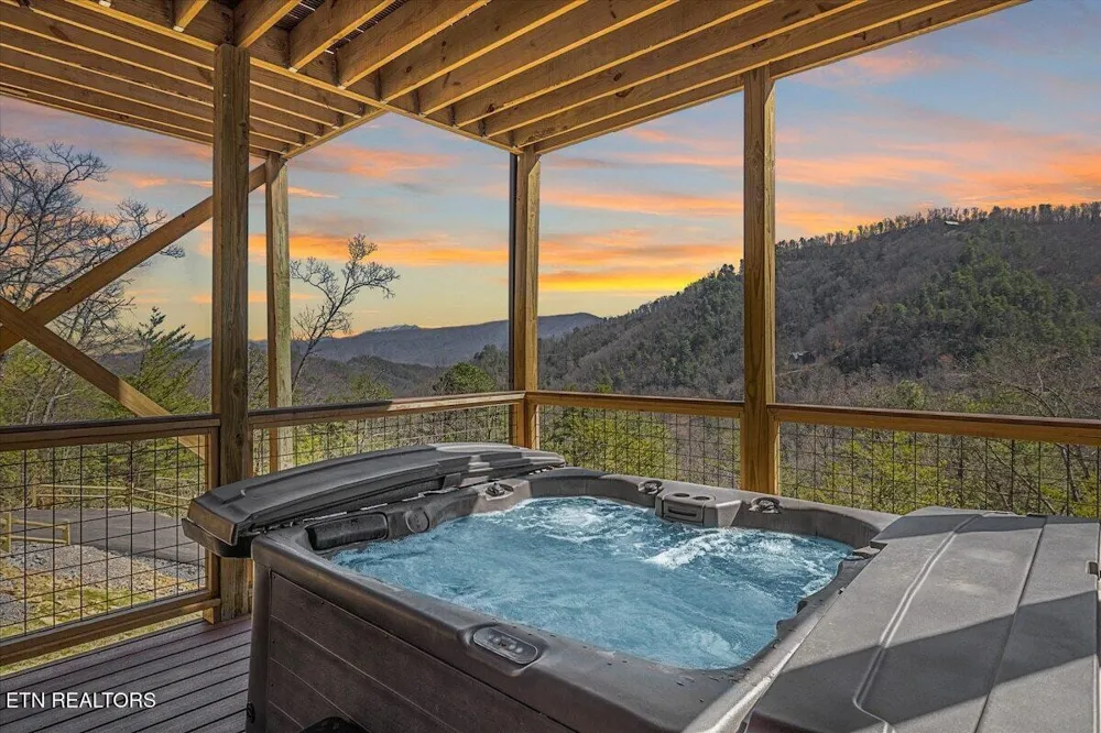 2759 Overholt Tr Sevierville, TN 37862