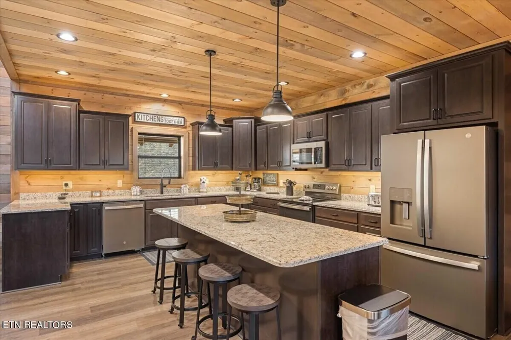 2759 Overholt Tr Sevierville, TN 37862