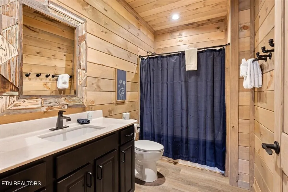 2759 Overholt Tr Sevierville, TN 37862