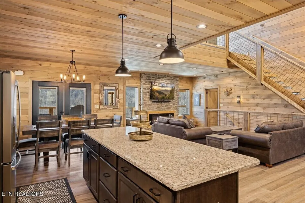 2759 Overholt Tr Sevierville, TN 37862