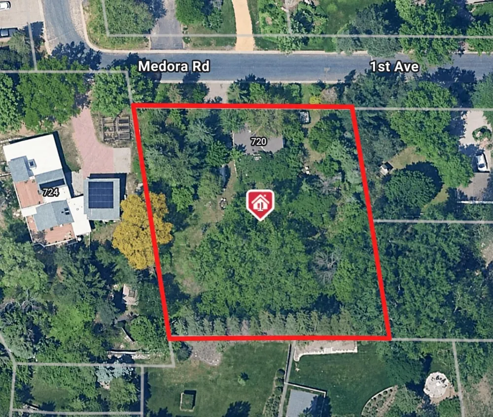 720 1st Avenue Mendota Heights, MN 55118