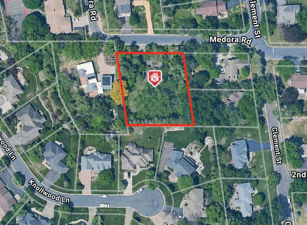 720 1st Ave Mendota Heights, MN 55118
