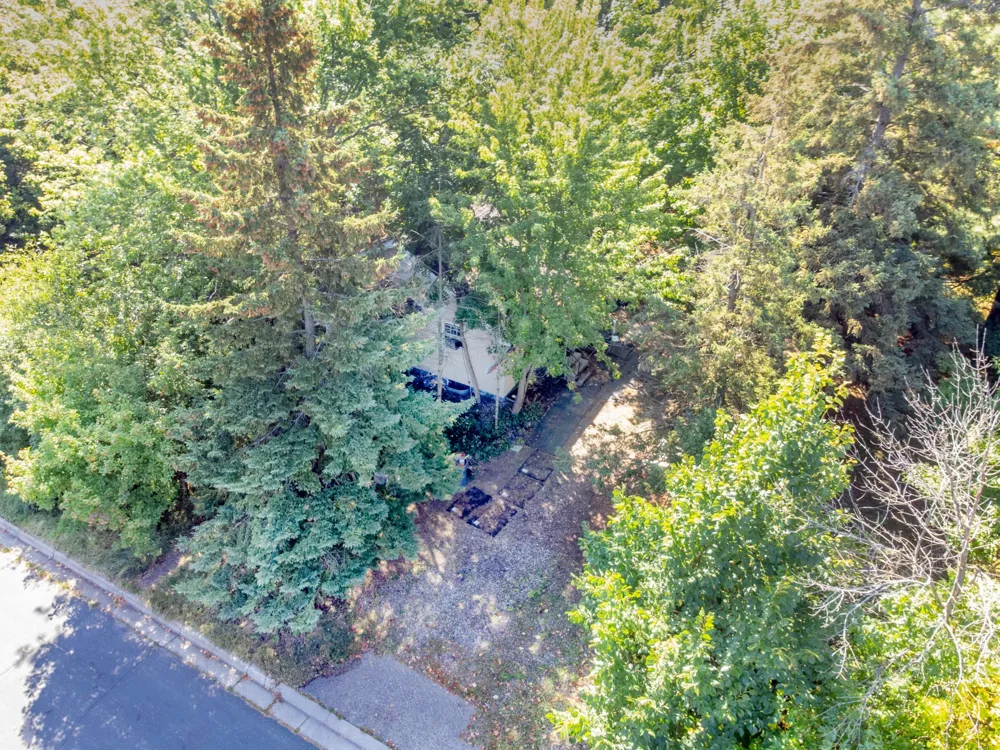 720 1st Ave Mendota Heights, MN 55118
