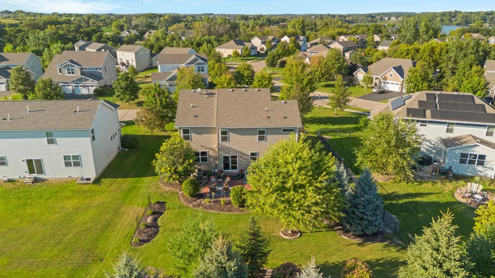 2442 Lacy Lane Victoria, MN 55386