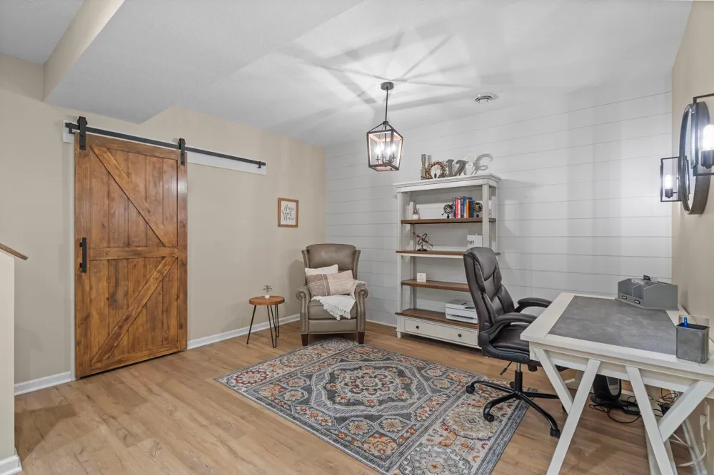 2442 Lacy Lane Victoria, MN 55386