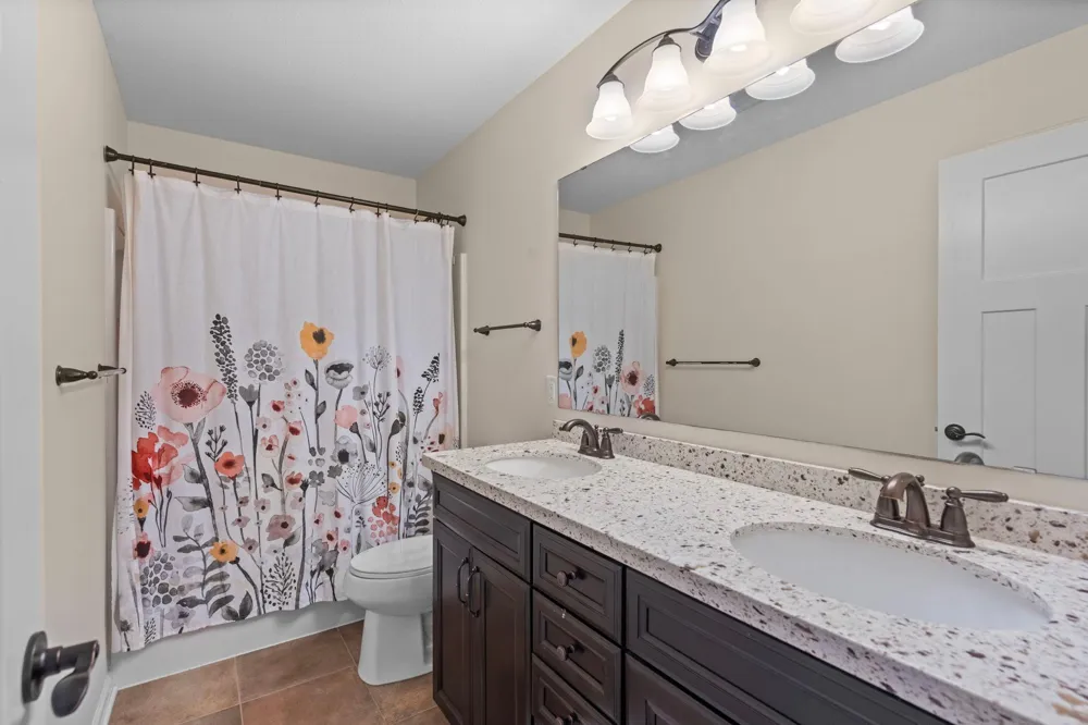 2442 Lacy Lane Victoria, MN 55386