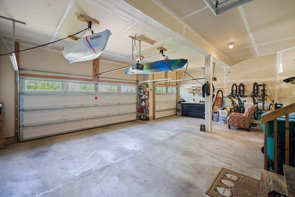 2442 Lacy Lane Victoria, MN 55386