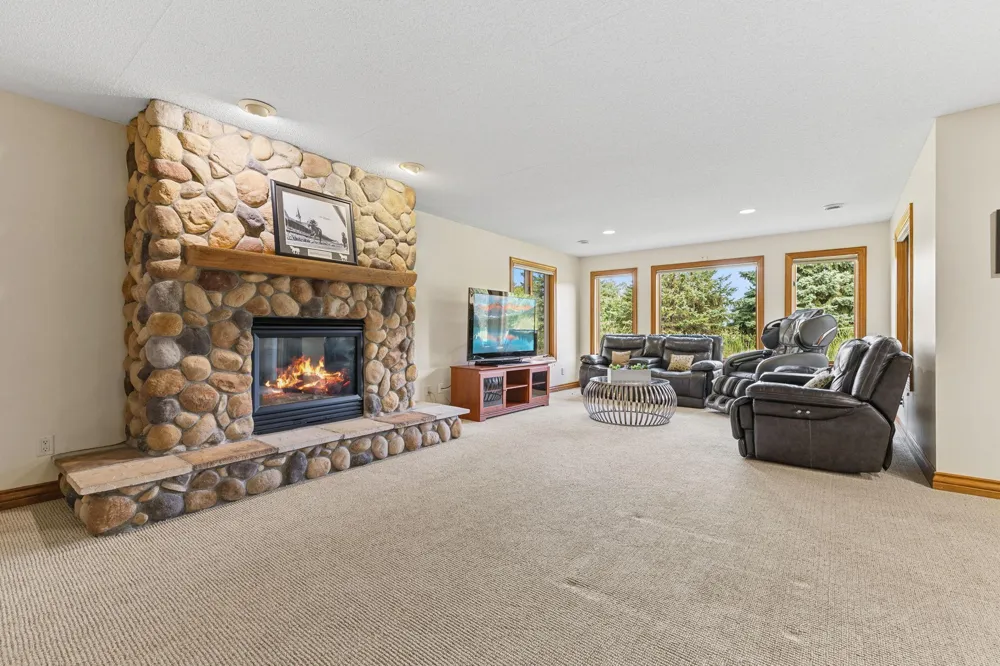 11366 Hillcrest Drive Champlin, MN 55316