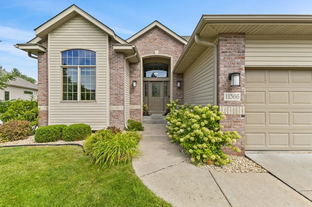 11366 Hillcrest Drive Champlin, MN 55316