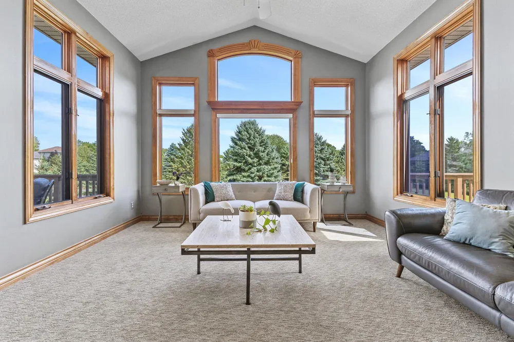 11366 Hillcrest Drive Champlin, MN 55316