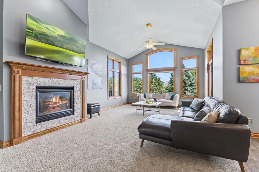 11366 Hillcrest Drive Champlin, MN 55316