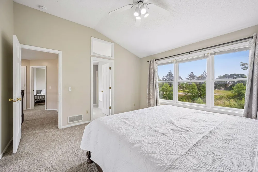 16005 22nd Avenue Plymouth, MN 55447