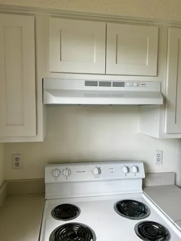 5408 Atascosa Road #B- (back unit) Austin, TX 78744