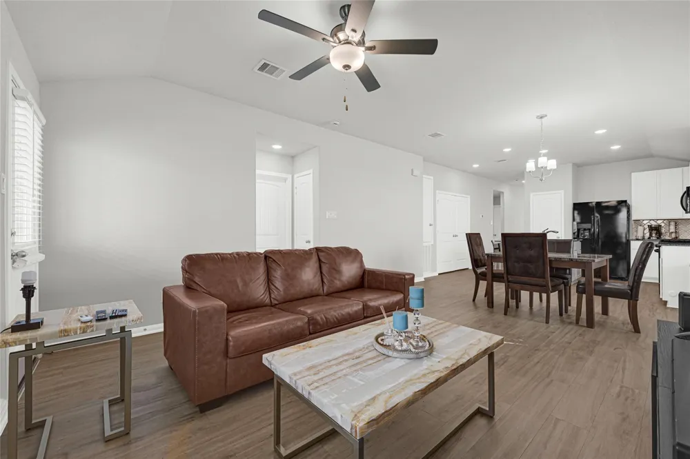 5325 Basquiat Drive Houston, TX 77048