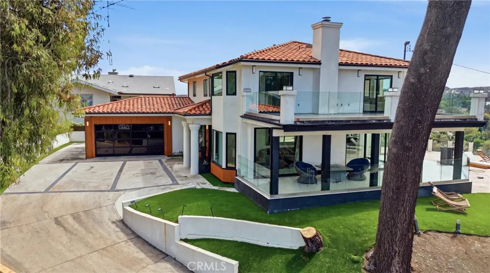 5252 Darro Road Woodland Hills, CA 91364