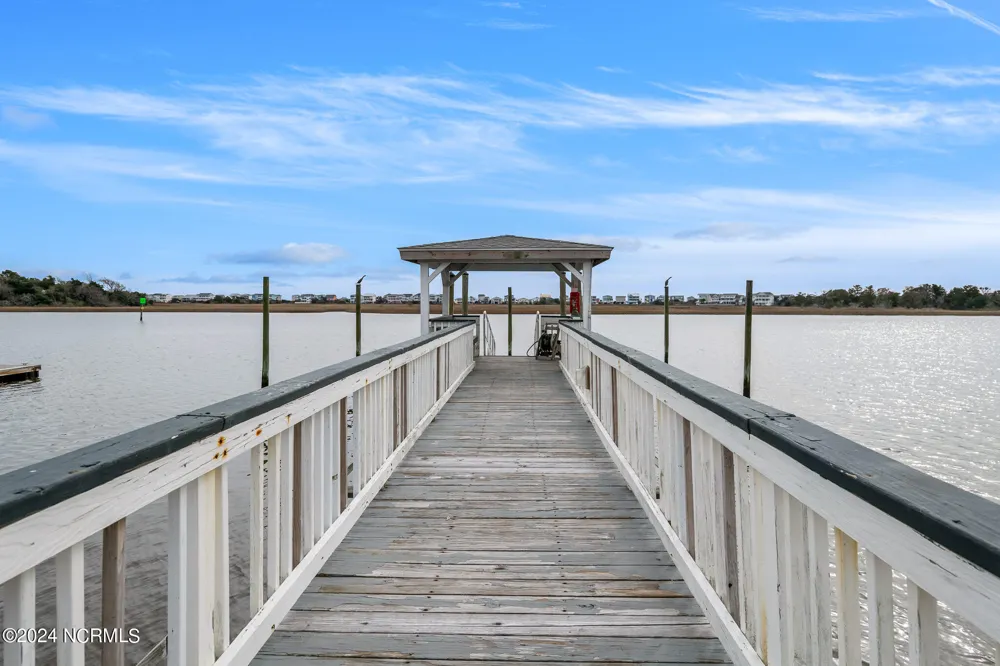 2252 Dolphin Shores Drive SW #Unit 1 Supply, NC 28462