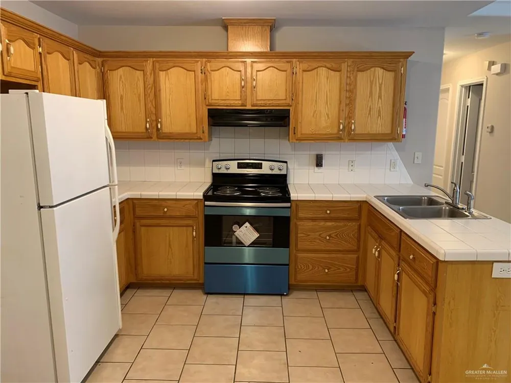 304 E 19th Street Weslaco, TX 78596
