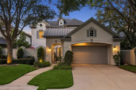 11418 Gallant Ridge Lane