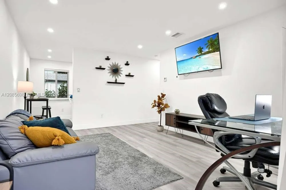 300 NW 82nd Ter #1 Miami, FL 33150