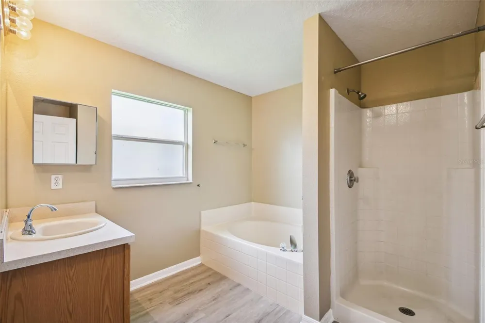 813 CLIFTON HILLS ST. Orlando, FL 32828