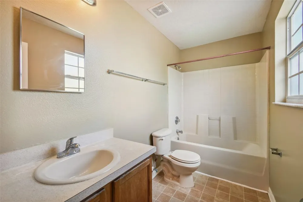 813 CLIFTON HILLS ST. Orlando, FL 32828