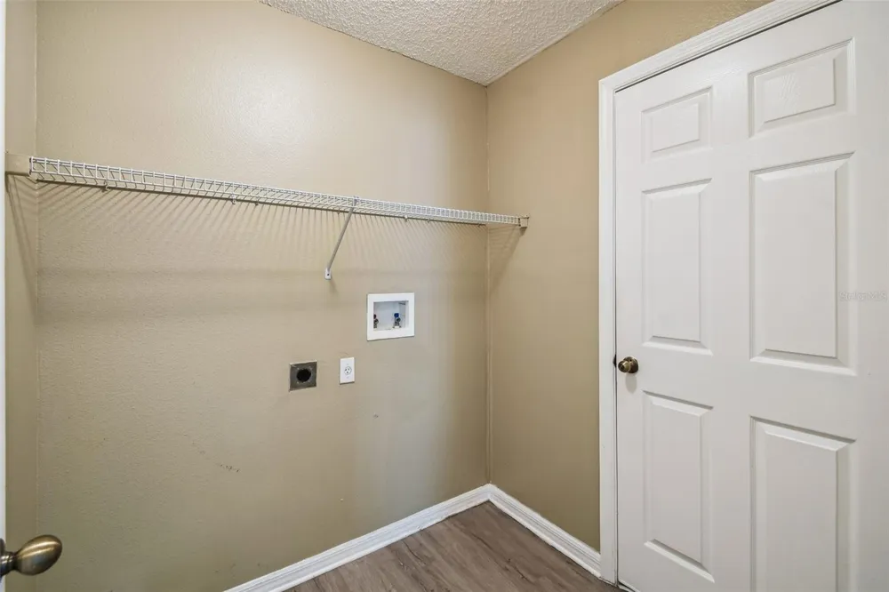 813 CLIFTON HILLS ST. Orlando, FL 32828